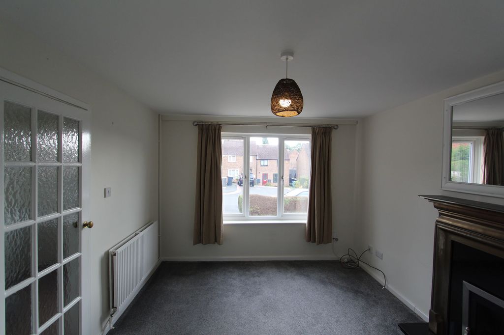 Property photo 2 of 24