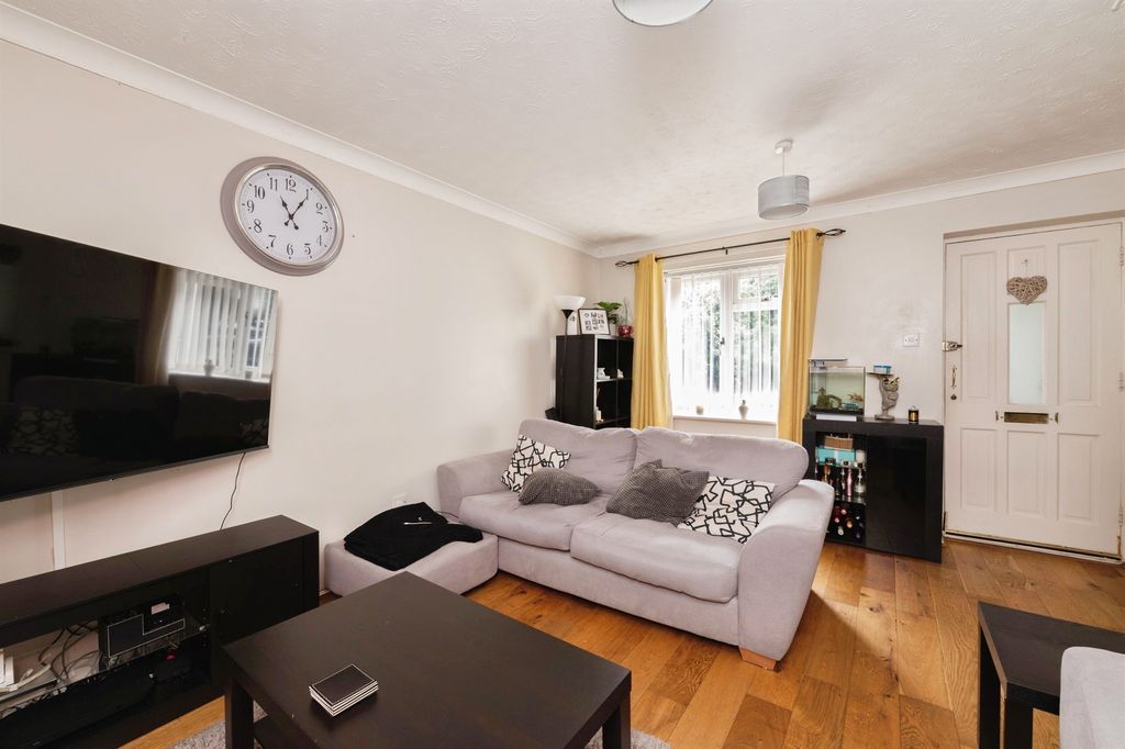 Property photo 3 of 15