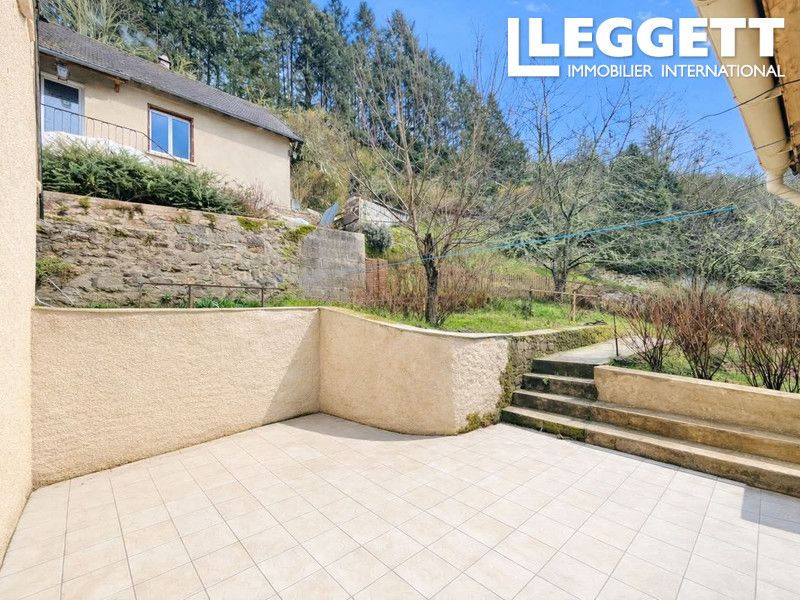 Property photo 2 of 10