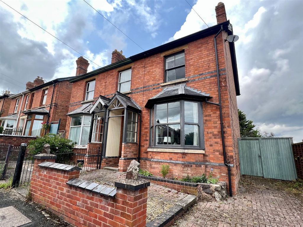 Property photo 1 of 12 Front