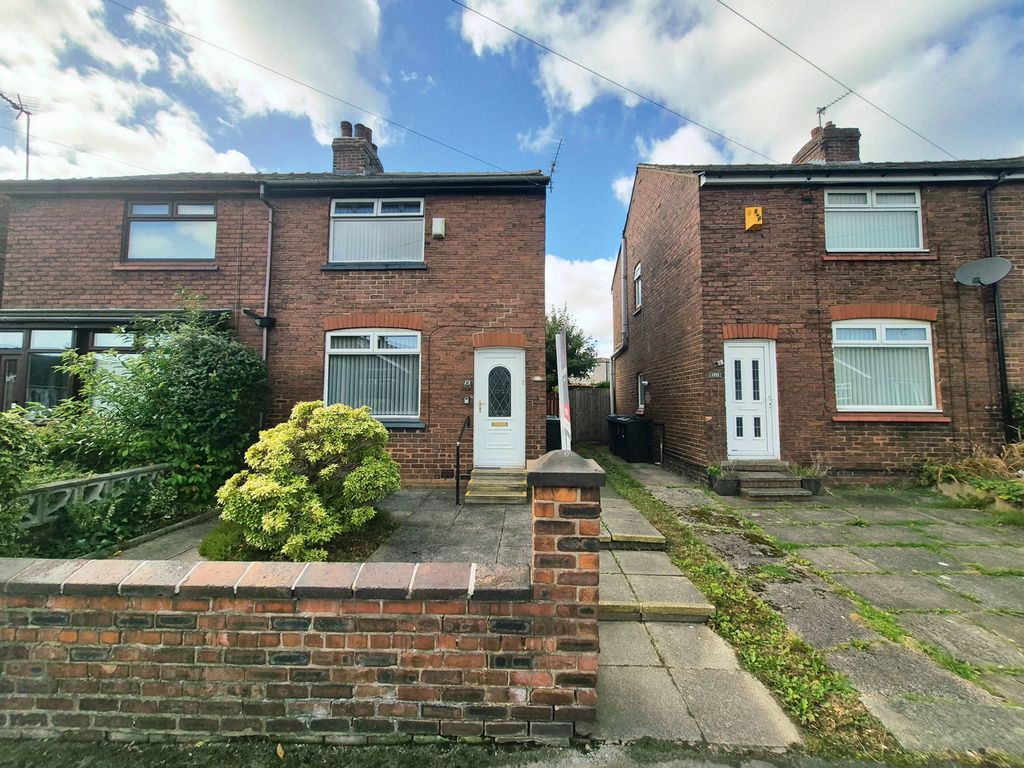 Property photo 2 of 17