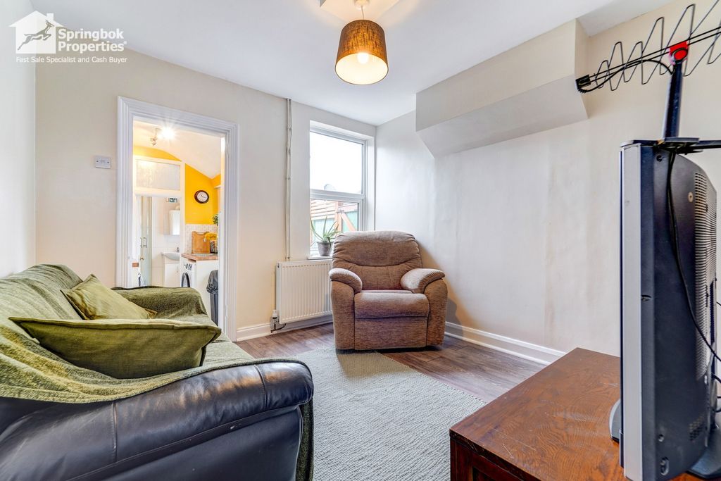 Property photo 2 of 14 Image 2