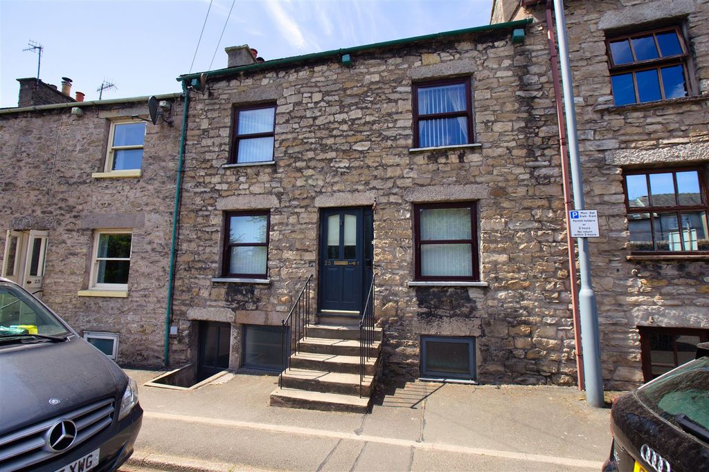 Property photo 1 of 26