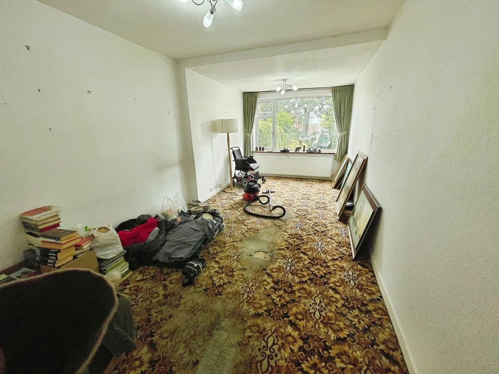 Property photo 2 of 16 Rear Reception Room