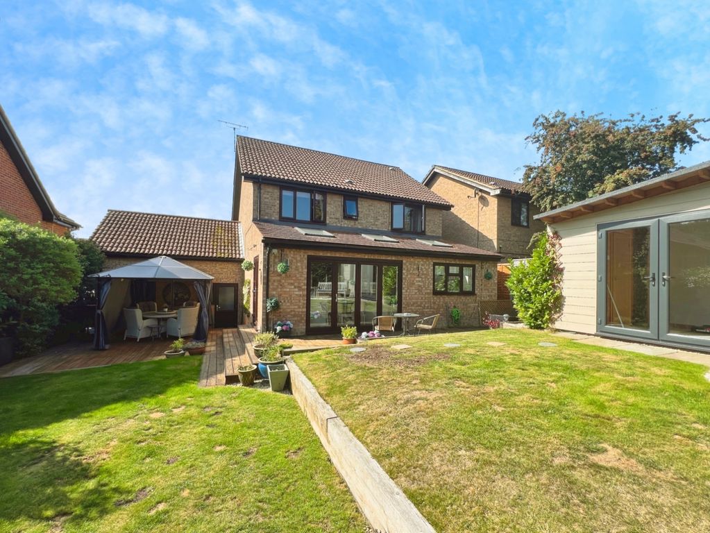 Property photo 2 of 24