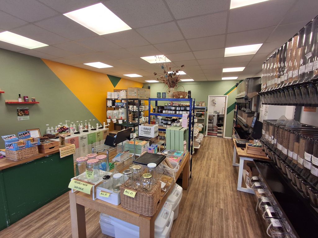 Property photo 2 of 6