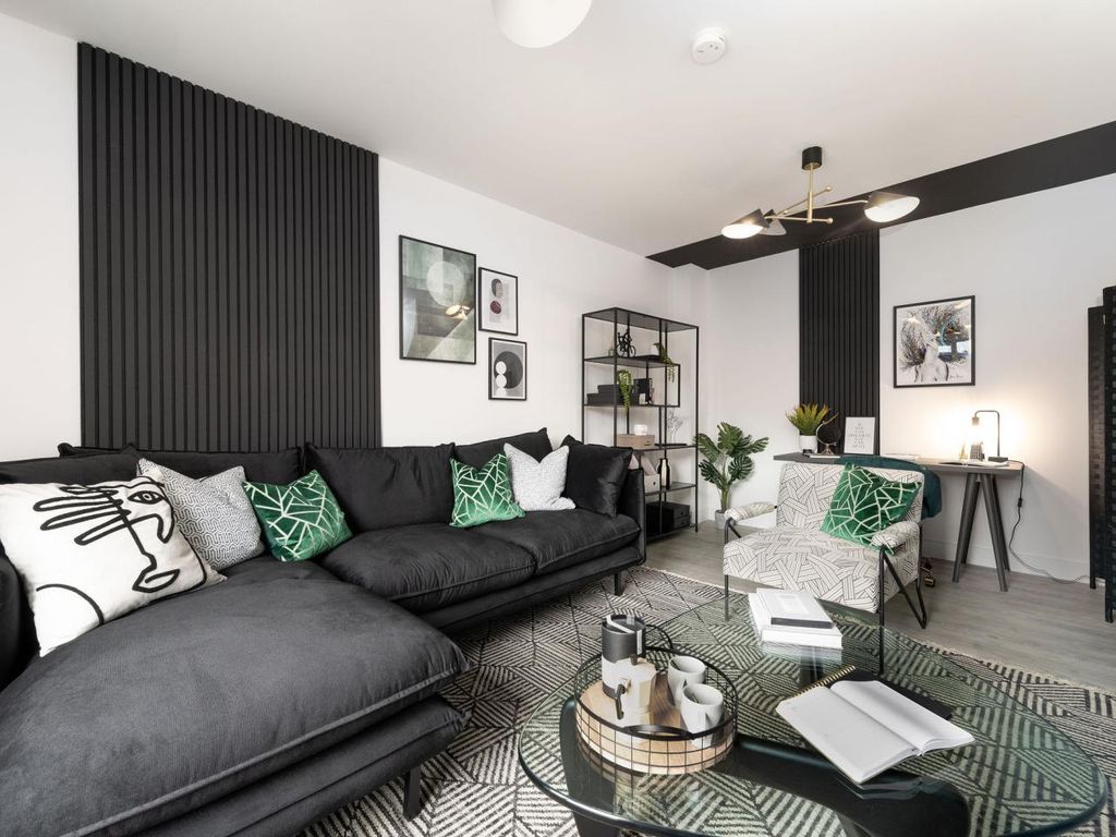 Property photo 3 of 12 Marleigh Park, 3 Bedroom, Living