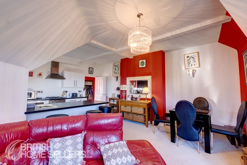 Property photo 3 of 9 Picture No. 06