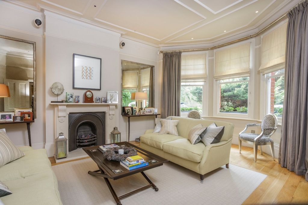 Property photo 2 of 39 Reception Room