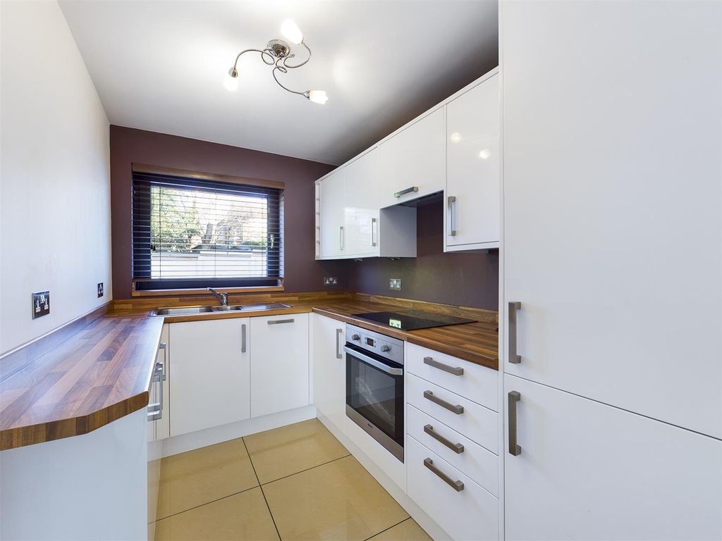 Property photo 3 of 7 Cam00771P1-Pr0187-Still03.Jpg