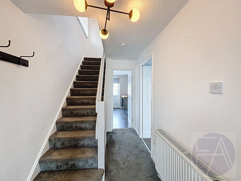 Property photo 2 of 20 4401042