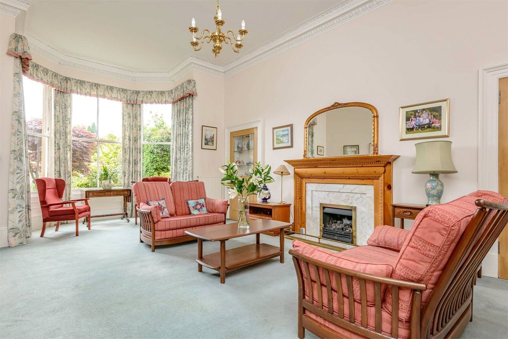Property photo 3 of 20 Picture No. 43