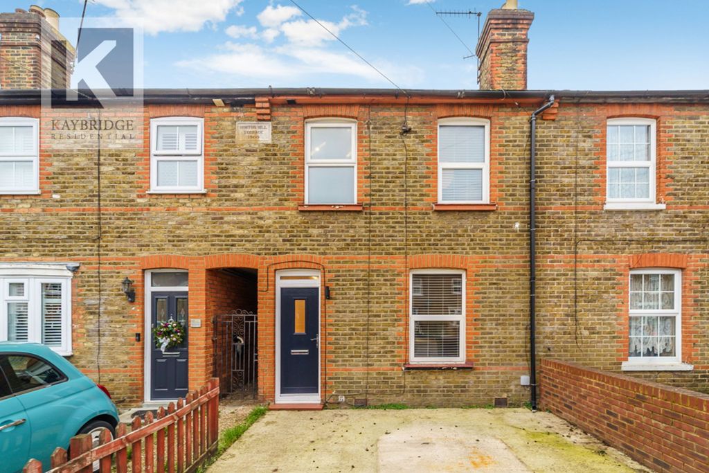 Property photo 1 of 12 Horton Hill, Epsom