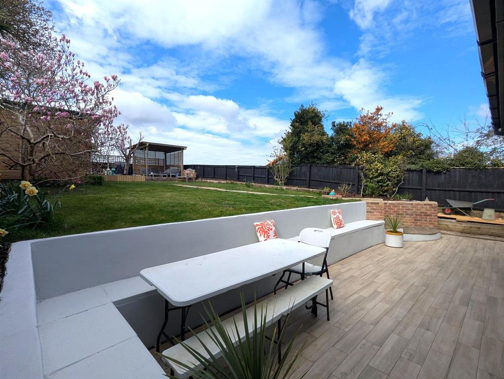 Property photo 2 of 39 Pxl_20260331_120827432.Jpg