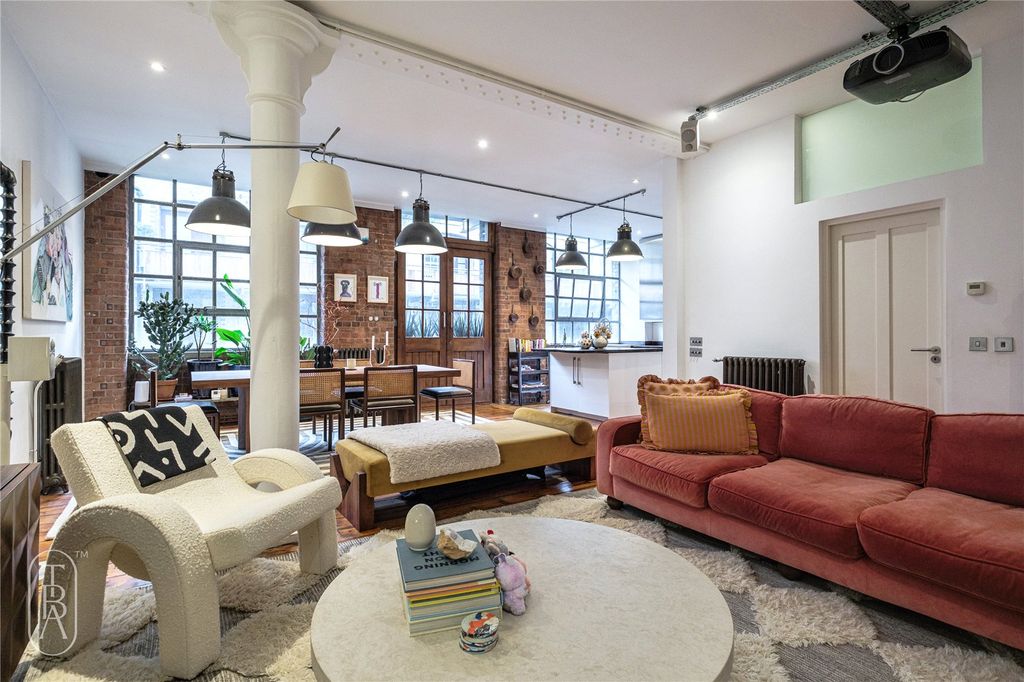 Property photo 1 of 30 Picture No. 53