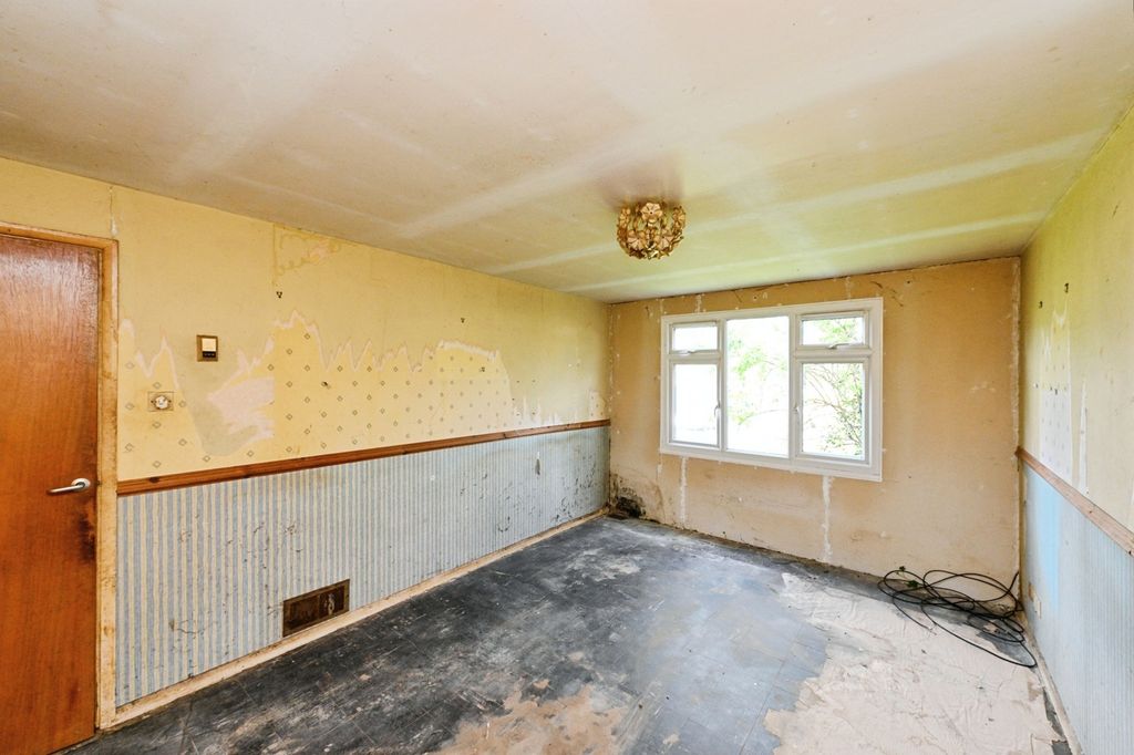 Property photo 2 of 19 Pbox-Img.Jpg