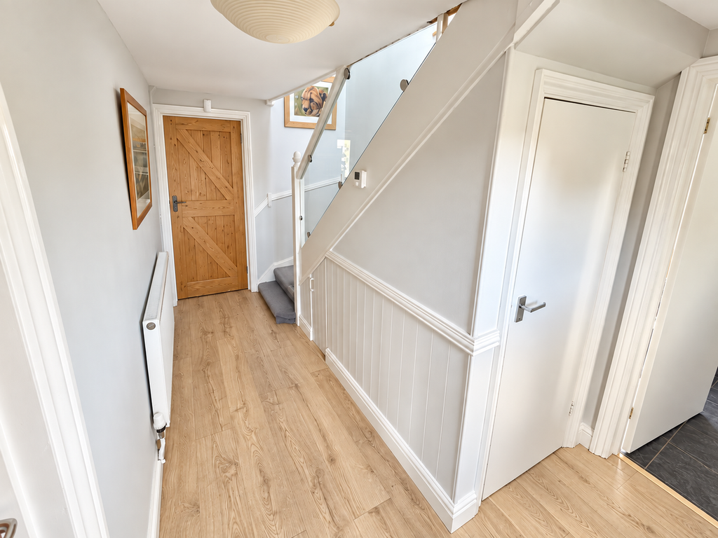 Property photo 3 of 44