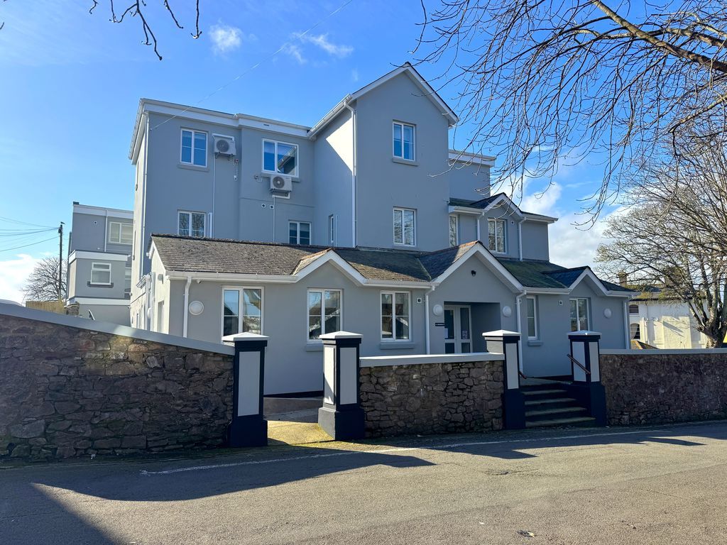 Property photo 1 of 22 Photo 2