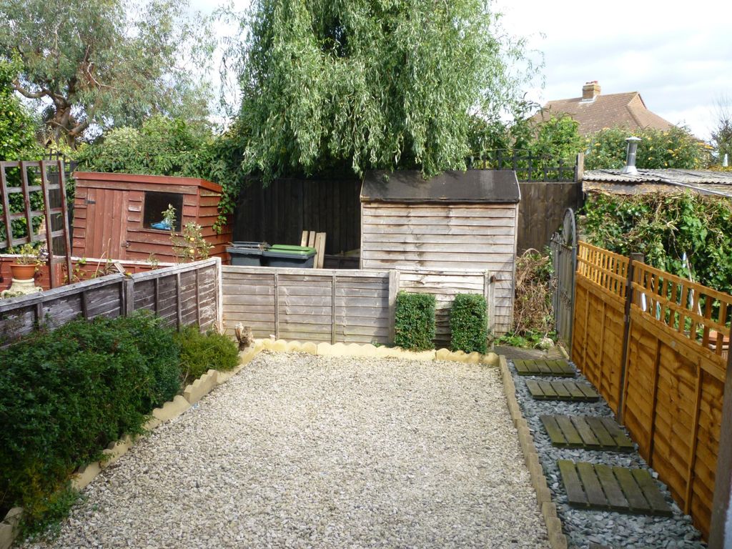 Property photo 2 of 6 Garden