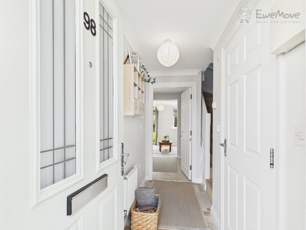 Property photo 3 of 16 Cam03640G0-Pr0058-Still002