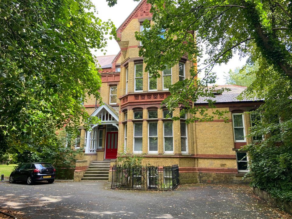 Property photo 1 of 10