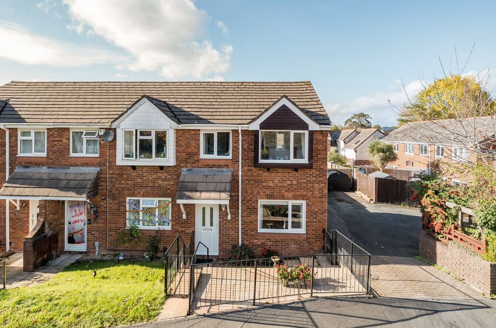 Property photo 1 of 20 1372851-1-6900d40...