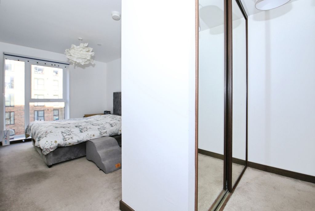 Property photo 3 of 14 Pbox-Img.Jpg
