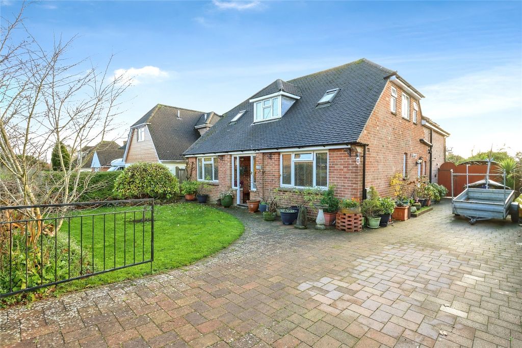 Property photo 1 of 29 Picture No. 03