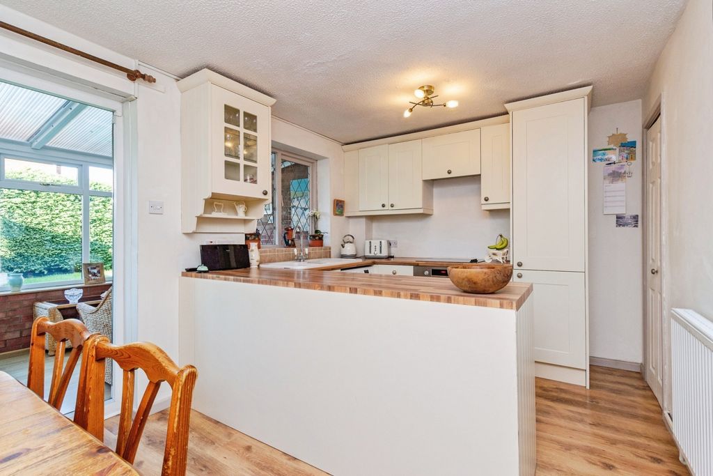 Property photo 2 of 12 Kitchen