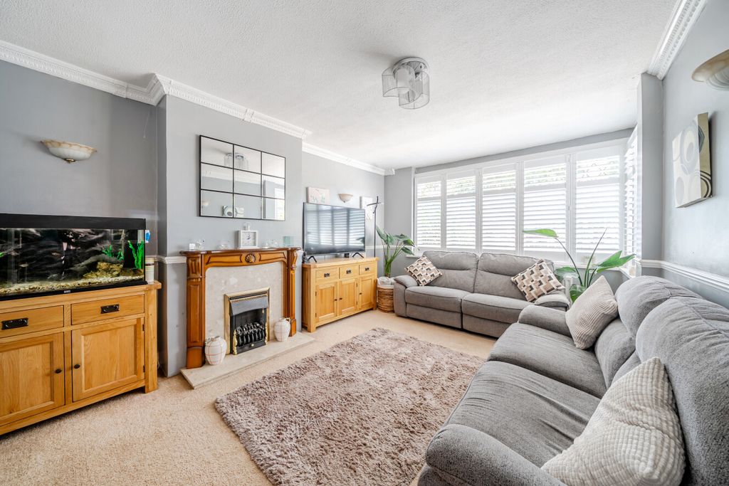 Property photo 2 of 22 1499459-17-6A7096...
