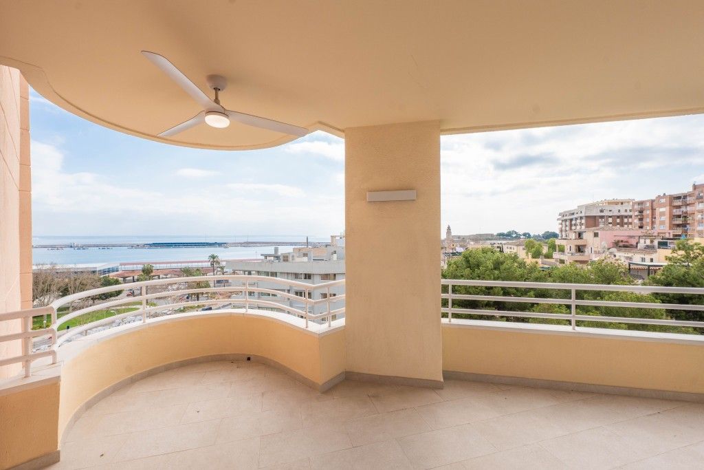 Property photo 1 of 20 Terrace
