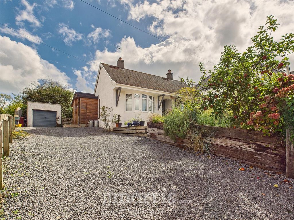 Property photo 2 of 24