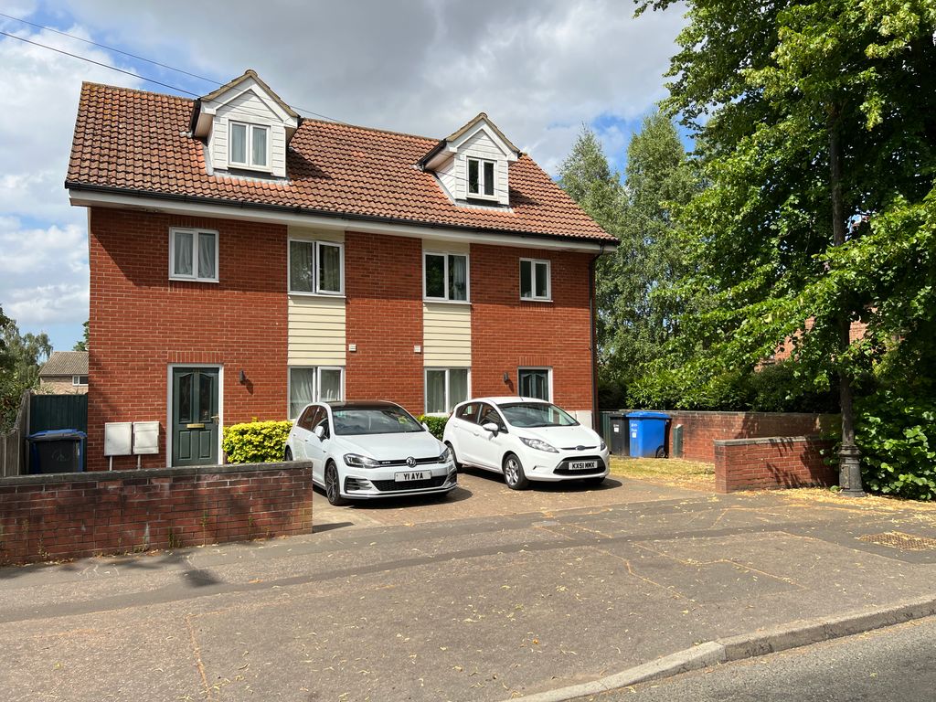 Property photo 1 of 23