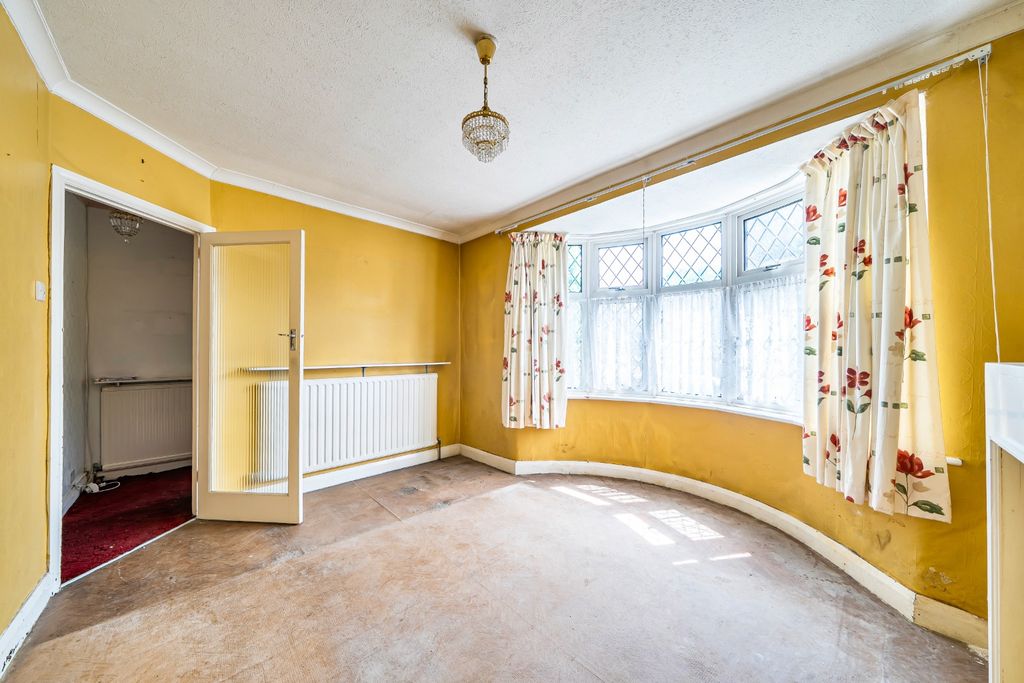 Property photo 3 of 19 5165115