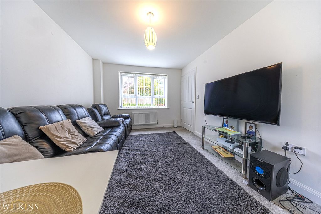 Property photo 3 of 35 Picture No. 03