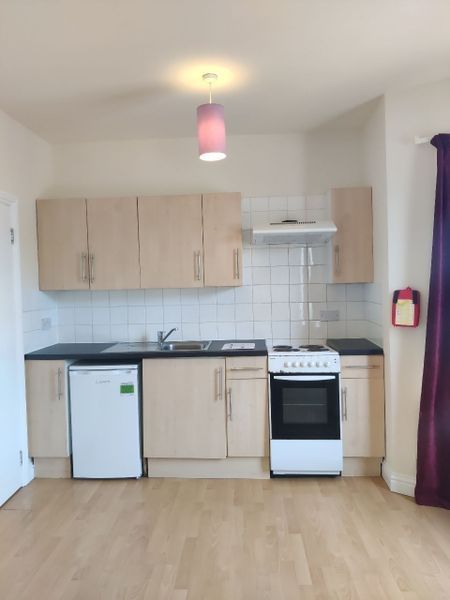 Property photo 2 of 4