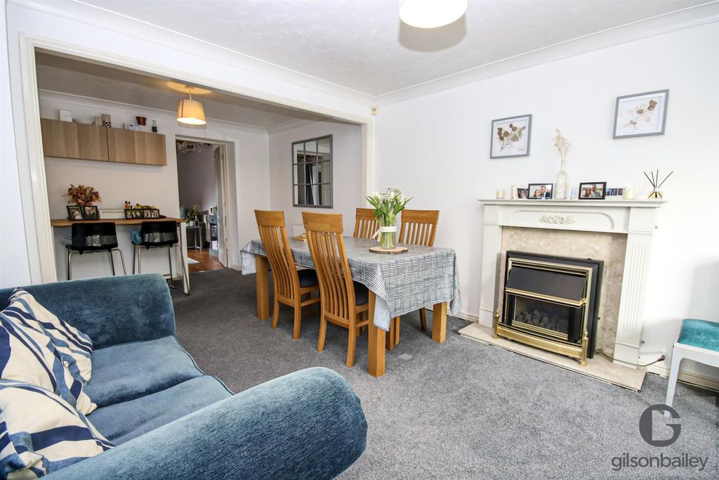 Property photo 3 of 15 15-Img_9221.Jpg