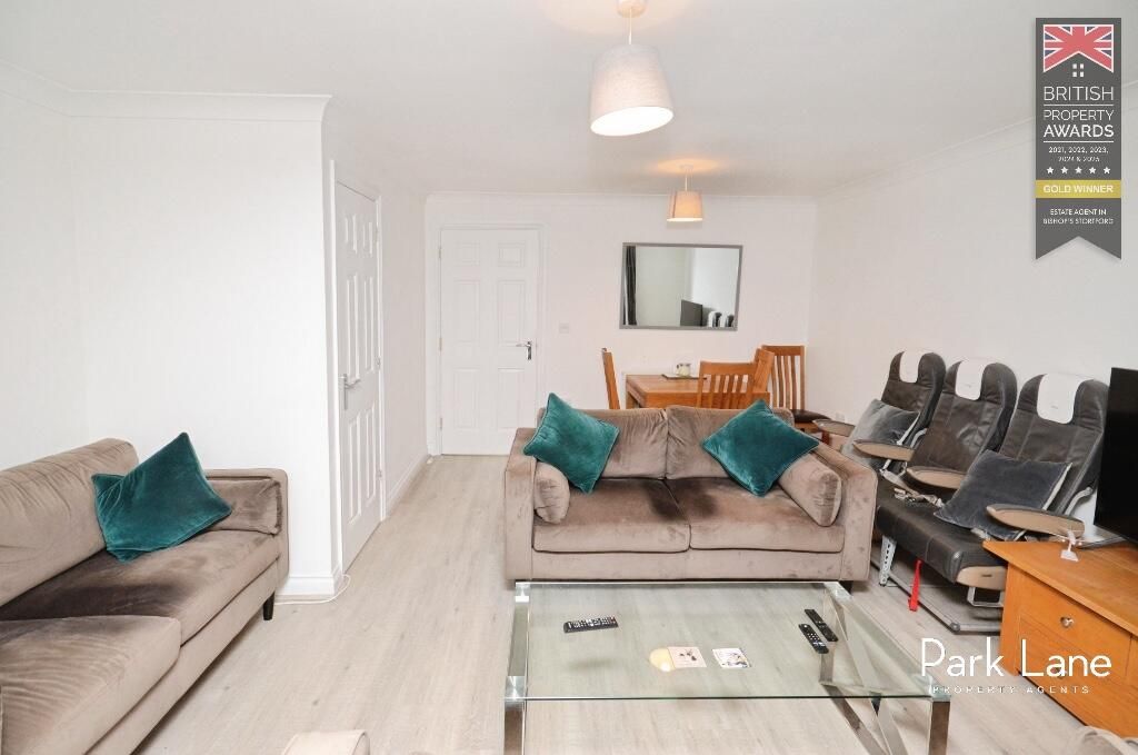 Property photo 3 of 20