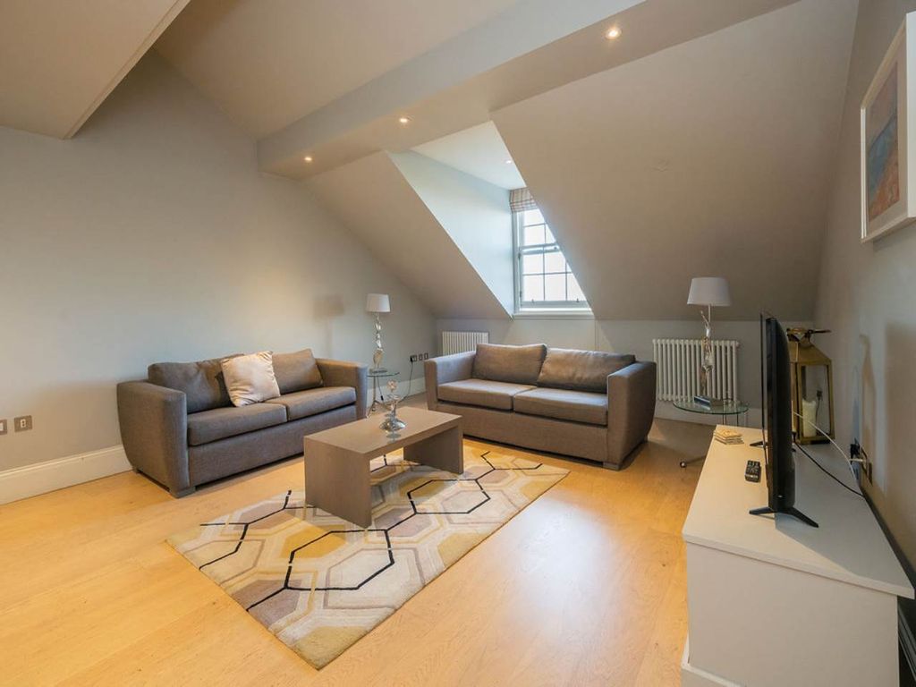 Property photo 2 of 17 Dsc02005