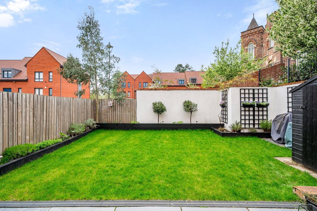 Property photo 2 of 15