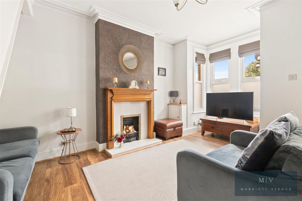 Property photo 2 of 17 Newark Road 2 MV-2.Jpg