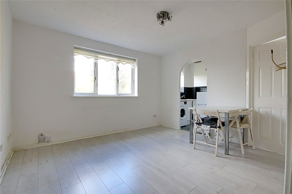 Property photo 3 of 11 Picture No. 05