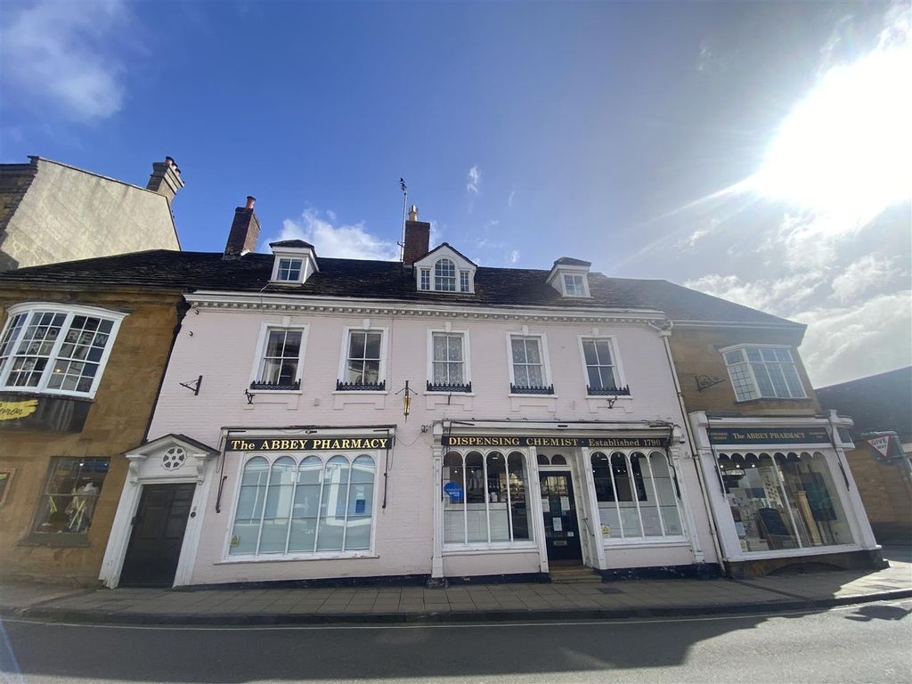 Property photo 1 of 11 Front Exterior