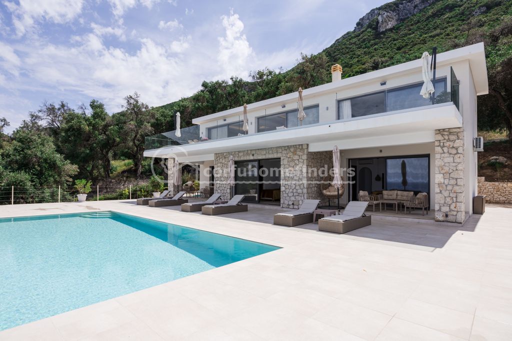 Property photo 1 of 21 Pool To Villa