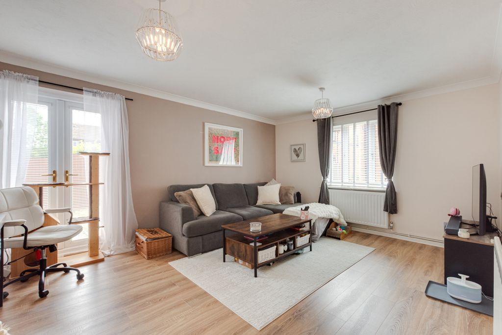 Property photo 2 of 10 Gallery