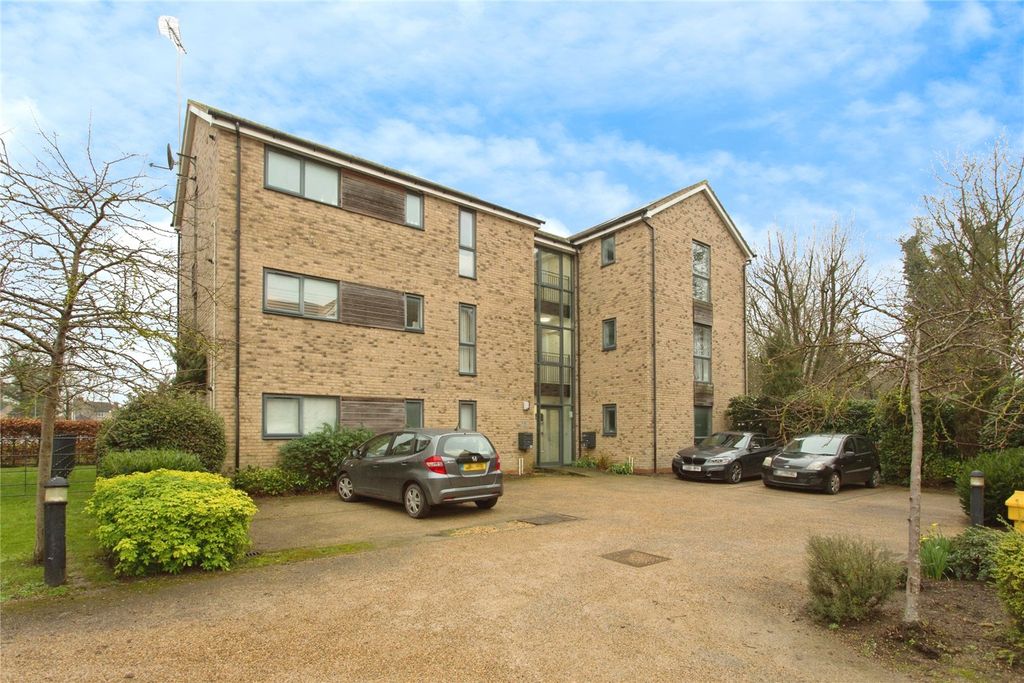 Property photo 2 of 12 Picture No. 22