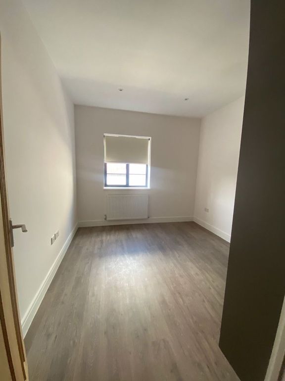 Property photo 3 of 6 Photo 1