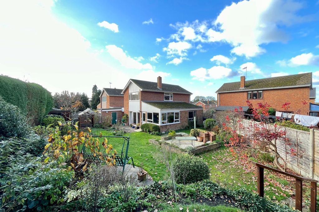 Property photo 3 of 13