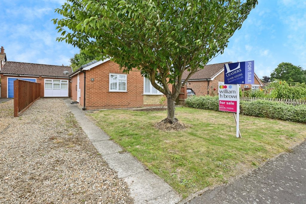 Property photo 1 of 21