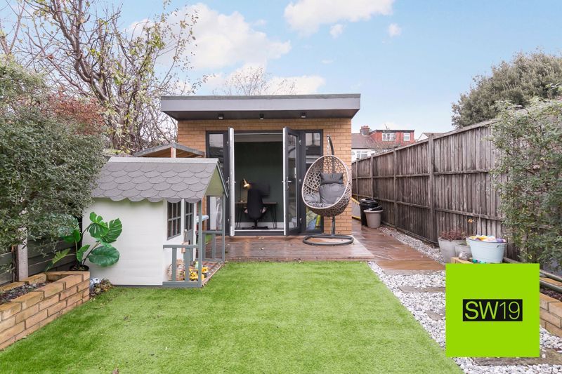 Property photo 2 of 10 Photo 4